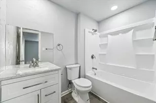7330 Mar Vista Dr, Houston, TX 77083 - Photo 7