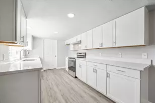 7330 Mar Vista Dr, Houston, TX 77083 - Photo 3