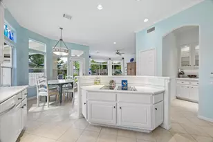 3827 Partridgeberry Ct, Houston, TX 77059 - Photo 13