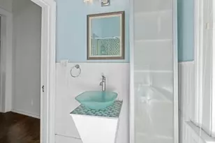 2417 Avenue M, Galveston, TX 77550 - Photo 9