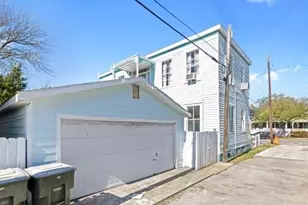 2417 Avenue M, Galveston, TX 77550 - Photo 11
