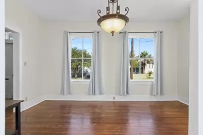 2417 Avenue M, Galveston, TX 77550 - Photo 19