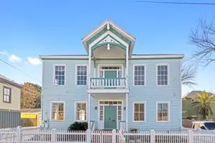 2417 Avenue M, Galveston, TX 77550 - Photo 1