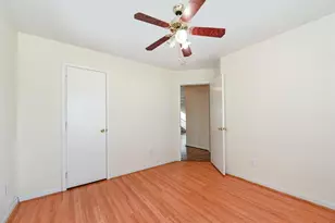 11830 Hueco Tanks Dr, Sugar Land, TX 77498 - Photo 17