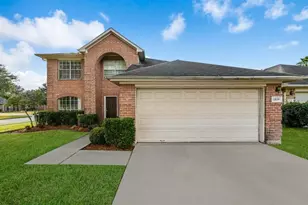 11830 Hueco Tanks Dr, Sugar Land, TX 77498 - Photo 3