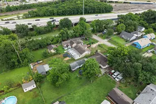 1213 Post St, Houston, TX 77022 - Photo 3