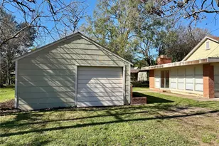 2824 4th St, Bay City, TX 77414 - Photo 27