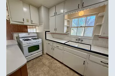 2824 4th Street, Bay City, TX 77414 - Photo 7