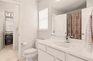 4512 Park Shadow Dr, Baytown, TX 77521 - Photo 35