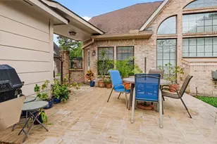 4512 Park Shadow Dr, Baytown, TX 77521 - Photo 39