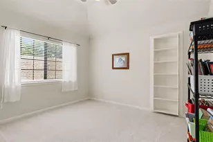 4512 Park Shadow Dr, Baytown, TX 77521 - Photo 29
