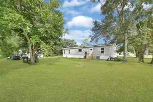 718 Main St, Anahuac, TX 77514 - Photo 25