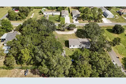 718 Main Street, Anahuac, TX 77514 - Photo 13