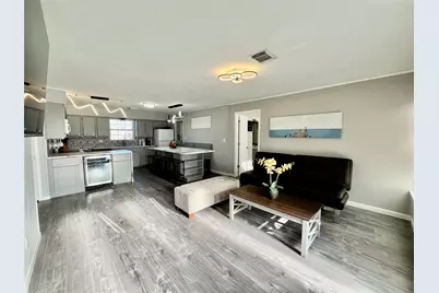 610 Seashell Drive, Surfside Beach, TX 77541 - Photo 9