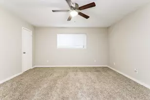 1722 Lindy Ln, Conroe, TX 77301 - Photo 11