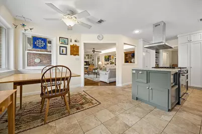 6715 Fairfield Street, Houston, TX 77023 - Photo 17