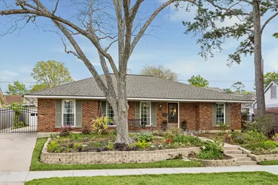 6715 Fairfield Street, Houston, TX 77023 - Photo 1