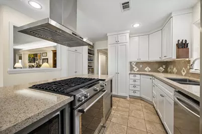 6715 Fairfield Street, Houston, TX 77023 - Photo 17