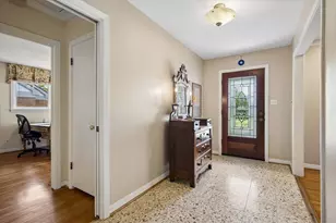 6715 Fairfield St, Houston, TX 77023 - Photo 3