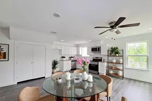 8122 Sterlingshire St, Houston, TX 77078 - Photo 3