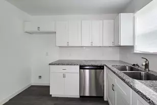 8122 Sterlingshire St, Houston, TX 77078 - Photo 9
