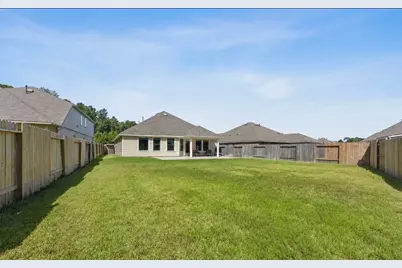 17707 Sapphire Pines Drive, New Caney, TX 77357 - Photo 33