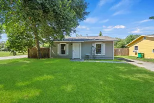 11 Jennische St, Baytown, TX 77520 - Photo 1