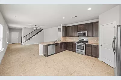 1607 City Pass Ln, Houston, TX 77047 - Photo 13