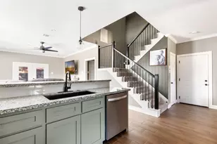 2201 Maple Ave, Liberty, TX 77575 - Photo 17