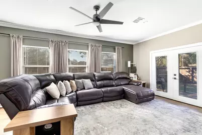 2201 Maple Avenue, Liberty, TX 77575 - Photo 5