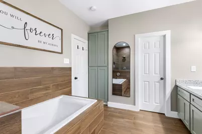 2201 Maple Avenue, Liberty, TX 77575 - Photo 25