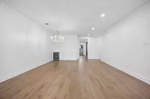 10659 Mayfield Rd, Houston, TX 77043 - Photo 7