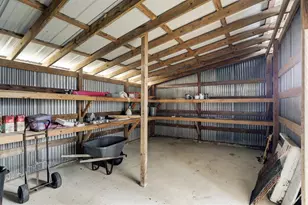 5806 S Hwy 35, Alvin, TX 77511 - Photo 17