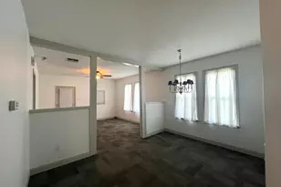 903 Bowie St, Columbus, TX 78934 - Photo 3