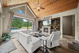 15453 Crown Oaks Dr, Montgomery, TX 77316 - Photo 9