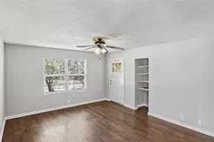 103 N Texas St, Madisonville, TX 77864 - Photo 7