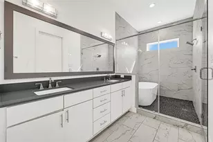 449 W 25th St, Houston, TX 77008 - Photo 17