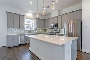 449 W 25th St, Houston, TX 77008 - Photo 7