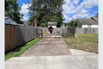 809 W Hedrick Street, Houston, TX 77011 - Photo 5