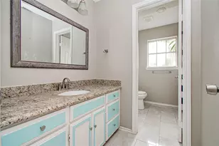 915 Hackberry St, La Porte, TX 77571 - Photo 35