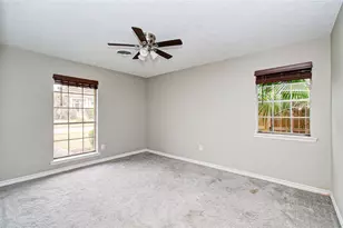 915 Hackberry St, La Porte, TX 77571 - Photo 25