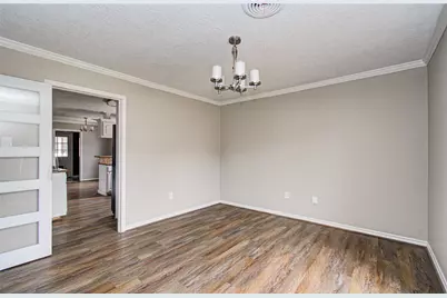 915 Hackberry Street, La Porte, TX 77571 - Photo 15