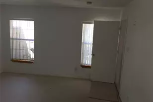 10802 Heatherford Dr, Houston, TX 77041 - Photo 11