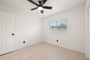 2506 Bisontine St, Friendswood, TX 77546 - Photo 13