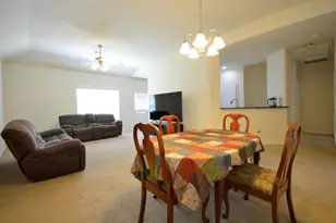 2727 Lakecrest River Dr, Katy, TX 77493 - Photo 5