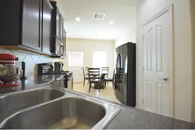 2727 Lakecrest River Drive, Katy, TX 77493 - Photo 7