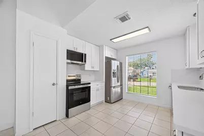 3109 Deer Trail Drive, Alvin, TX 77511 - Photo 11