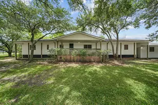 3932 Allen Rd, Pearland, TX 77584 - Photo 1