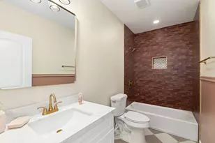 102 E Val Verde St, Brenham, TX 77833 - Photo 25