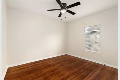102 E Valverde Street, Brenham, TX 77833 - Photo 21